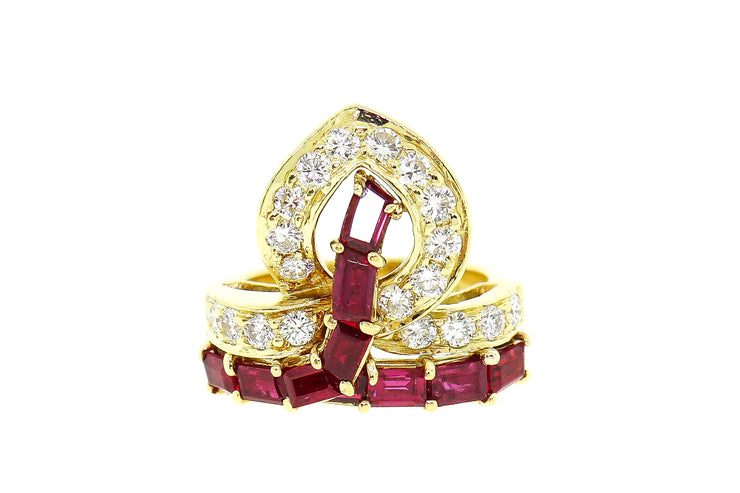 18k Yellow Gold ring with 2.50cts Rubies and .80cts Diamonds